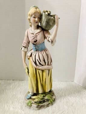 Vintage HOMCO Young Farm Couple Statue- Woman Figurine 12" tall Shelf Decor Item